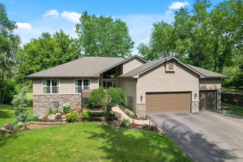23455 Woodland Rd, Lakeville, MN 55044
