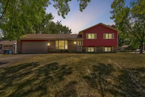 10087 108th Ave N, Maple Grove, MN 55369