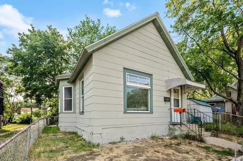 829 Sylvan St, Saint Paul, MN 55117