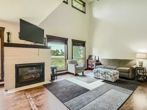 18102 Vance Cir NW, Elk River, MN 55330