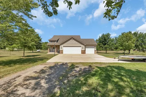 19386 Cedar Island Lake Rd, Richmond, MN 56368