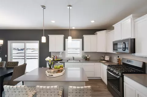 7429 Forest Ln, Lino Lakes, MN 55038