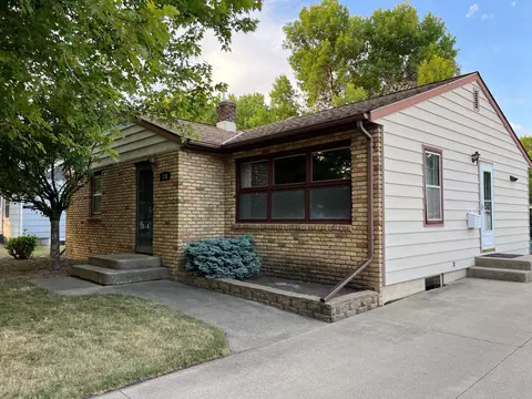 221 Sunrise Blvd, Redwood Falls, MN 56283