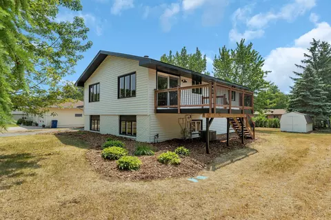 5846 Rolling Ridge Rd, Saint Cloud, MN 56303 photo 2