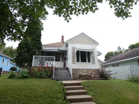 503 12th St N, Virginia, MN 55792