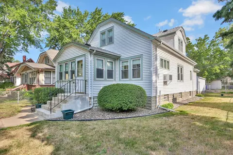617 Geranium Ave E, Saint Paul, MN 55130