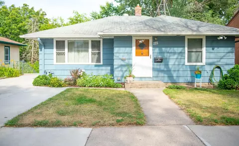 222 12th Ave N, South Saint Paul, MN 55075