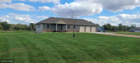4632 108th Cir, Glencoe, MN 55336