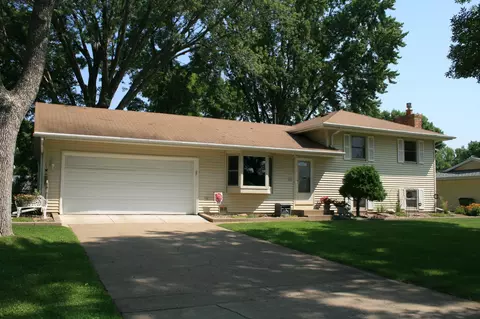 2949 108th Ln NW, Coon Rapids, MN 55433