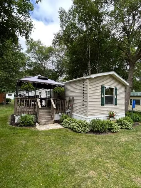 21221 Ferry Ln, Osakis, MN 56360