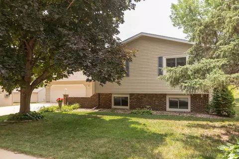 116 Meadow Run Dr SW, Rochester, MN 55902