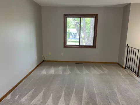 2311 Cornell Dr, Faribault, MN 55021 photo 5