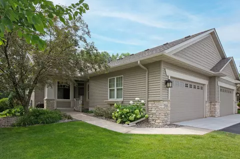 7160 Ballard Trl, Inver Grove Heights, MN 55077