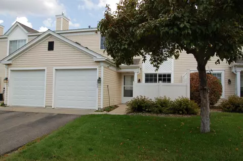 1801 Southcross Dr W #2802, Burnsville, MN 55306