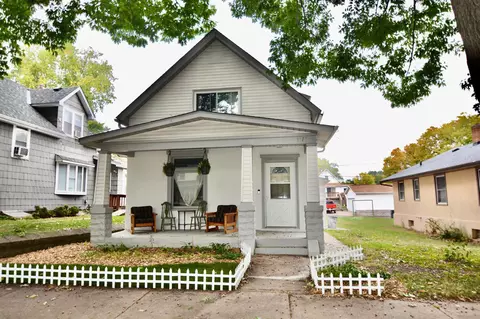 1377 Reaney Ave, Saint Paul, MN 55106