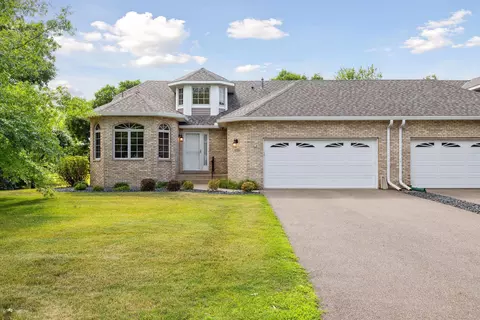10389 Eagle Pointe Trl, Woodbury, MN 55129