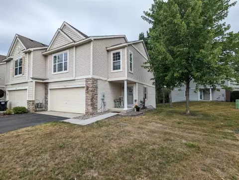 5142 Farnham Dr N, Hugo, MN 55038