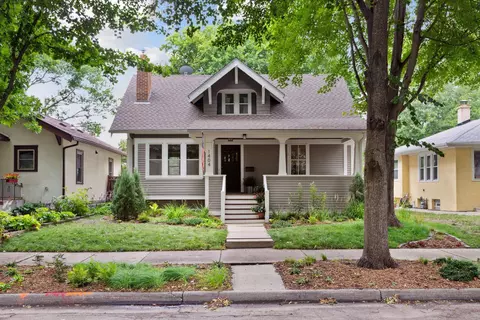 1404 Sargent Ave, Saint Paul, MN 55105