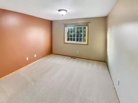 4124 Beaver Dam Rd #165, Eagan, MN 55122 photo 5