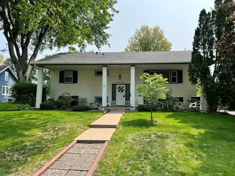 1502 Birmingham St, Saint Paul, MN 55106