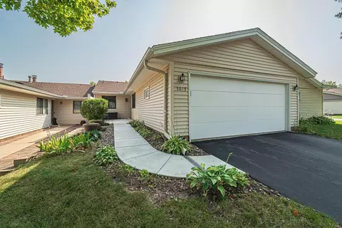 5019 147th St W, Apple Valley, MN 55124