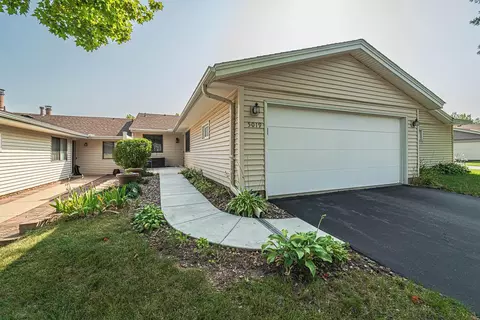 5019 147th St W, Apple Valley, MN 55124