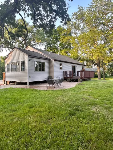 22390 Glynview Trl, Faribault, MN 55021 photo 2