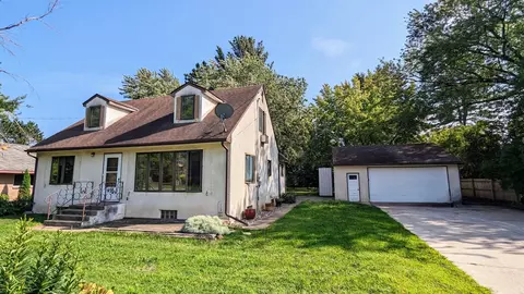 971 Maple Ave E, Mora, MN 55051