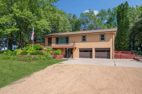 2162 5th St SE, Buffalo, MN 55313