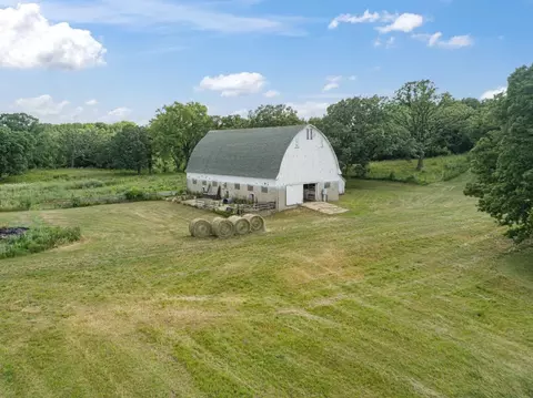 4945 233rd St E, Faribault, MN 55021 photo 3
