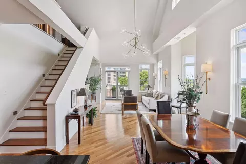 301 Clifton Ave #4A, Minneapolis, MN 55403