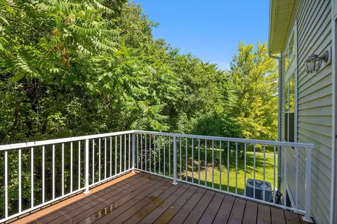 2786 Century Cir, Chanhassen, MN 55317