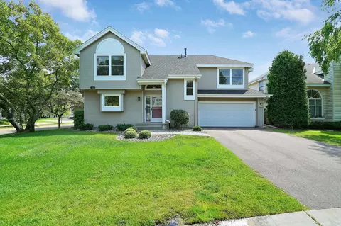 15705 17th Ave N, Plymouth, MN 55447