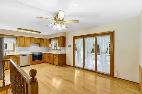 2012 Zircon Ln, Eagan, MN 55122 photo 6