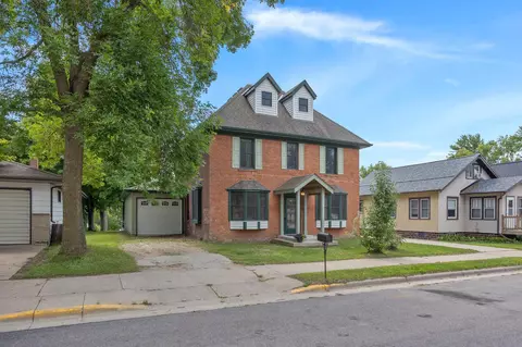 721 Main St W, Silver Lake, MN 55381