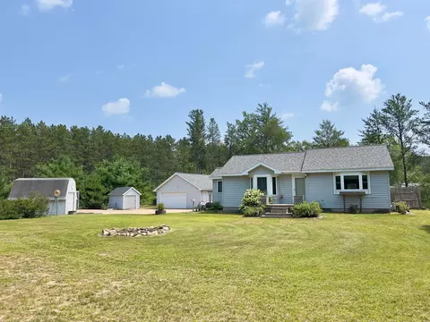 1770 Wenzel Dr, Eau Claire, WI 54701
