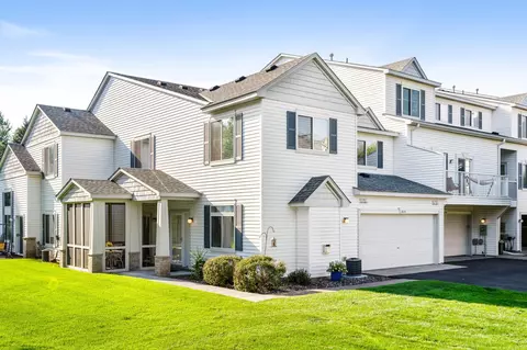 3830 Abercrombie Ln, Stillwater, MN 55082