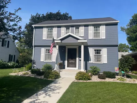 202 S Whitney St, Marshall, MN 56258