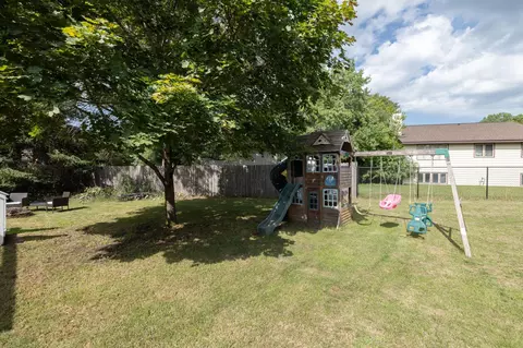 10933 Xylon Ct, Champlin, MN 55316 photo 35