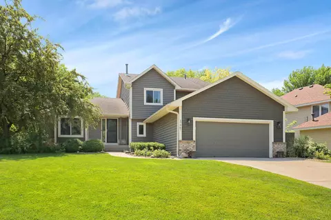 17567 82nd Ave N, Maple Grove, MN 55311
