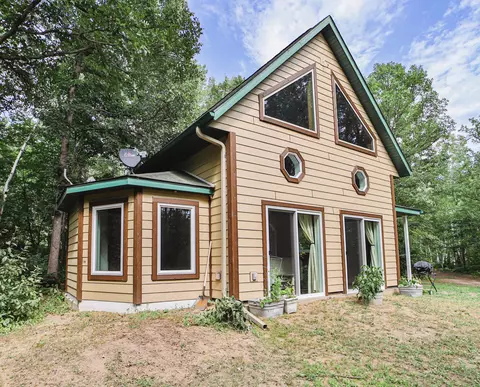22140 Bluegill Rd, Ironton, MN 56455