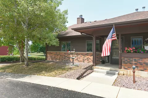824 4th Ave NE, Waseca, MN 56093