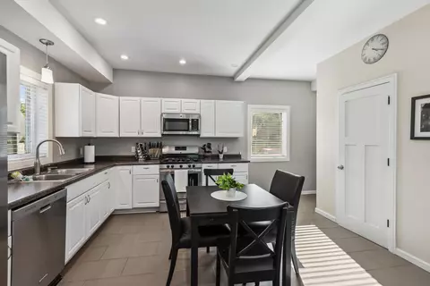1609 E 28th St, Minneapolis, MN 55407