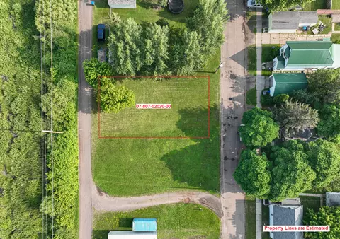 21 Nn Butler Ave, Superior, WI 54880