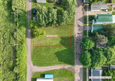 21 Nn Butler Ave, Superior, WI 54880