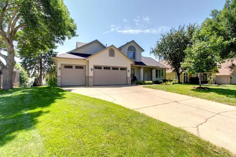 1512 Creek Ln, Northfield, MN 55057