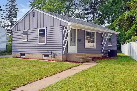 2120 Rose Ave E, Saint Paul, MN 55119