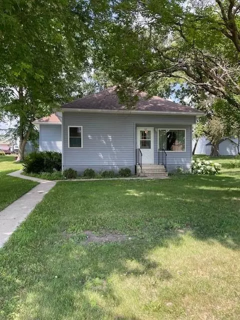109 N Judson St, Northrop, MN 56075