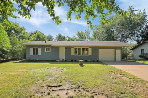 8713 Iden Ave S, Cottage Grove, MN 55016