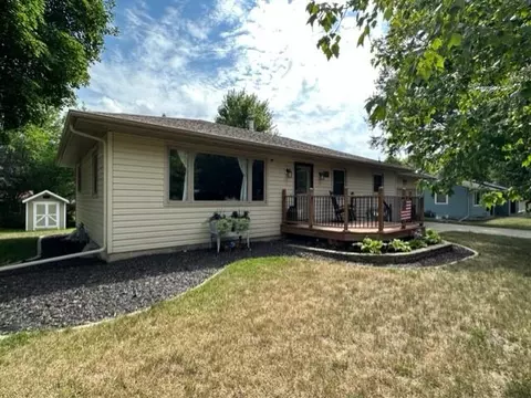 845 20th St, Windom, MN 56101 photo 2
